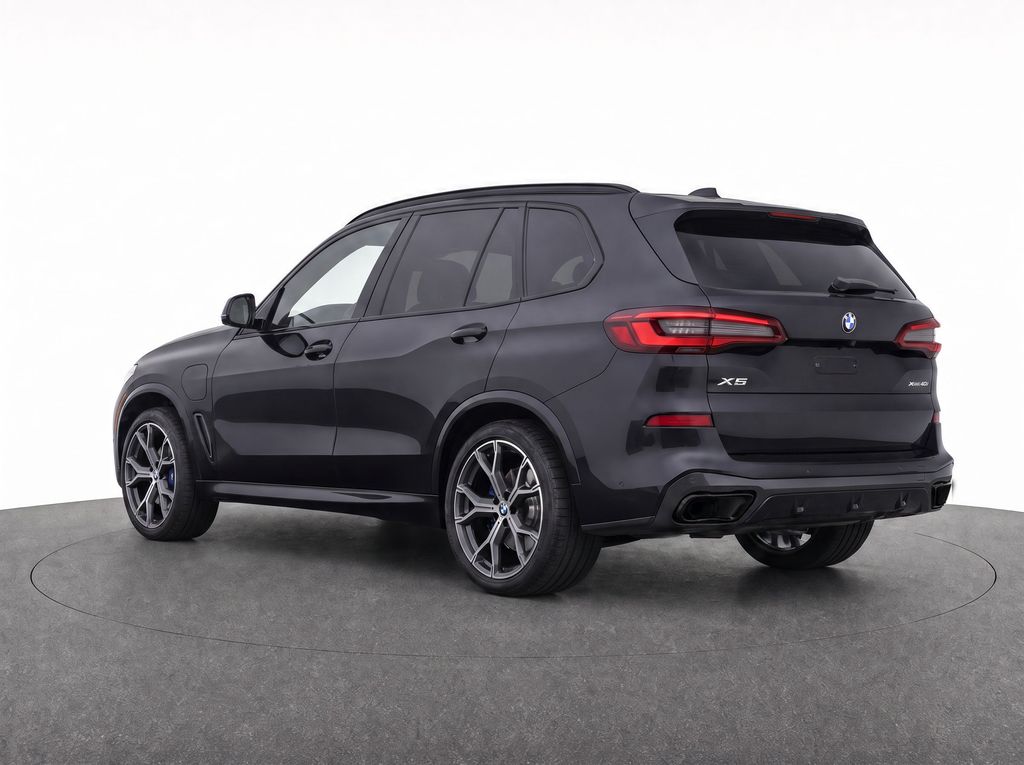Thumbnail: 2021 BMW X5 - 27