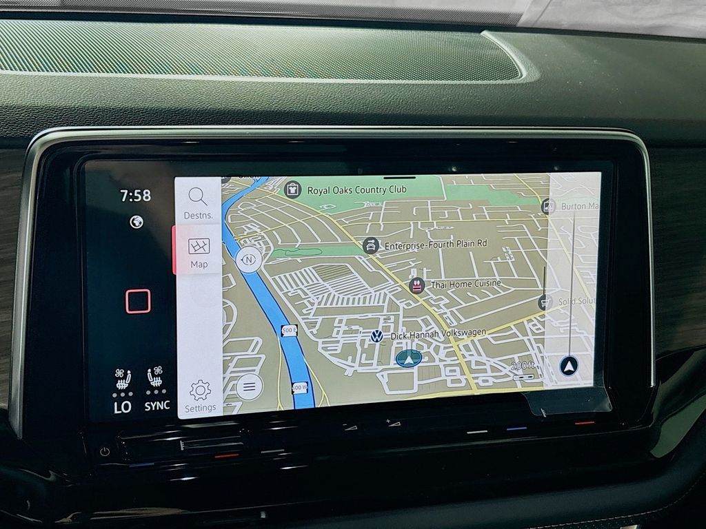 2025 Volkswagen Atlas 2.0T SEL Premium R-Line