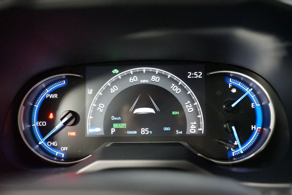 Thumbnail: 2025 Toyota RAV4 - 15