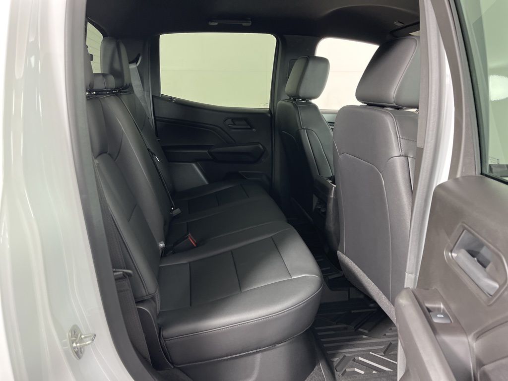 Thumbnail: 2026 Chevrolet Colorado - 12