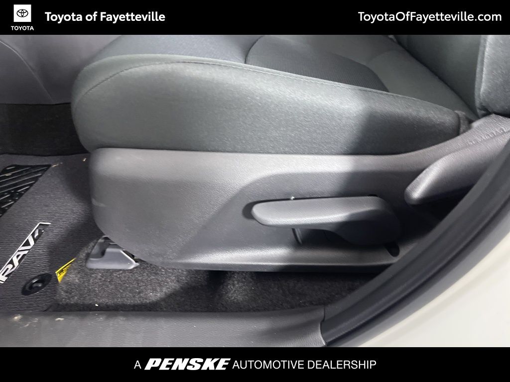 Thumbnail: 2025 Toyota RAV4 - 22
