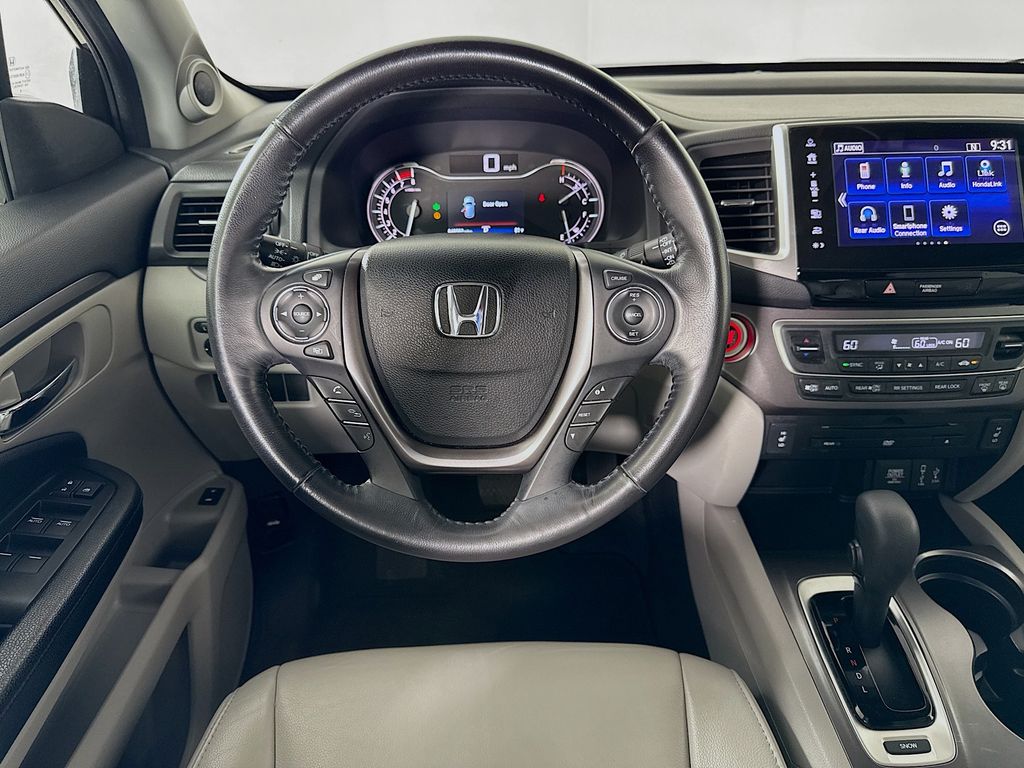 Thumbnail: 2018 Honda Pilot - 22