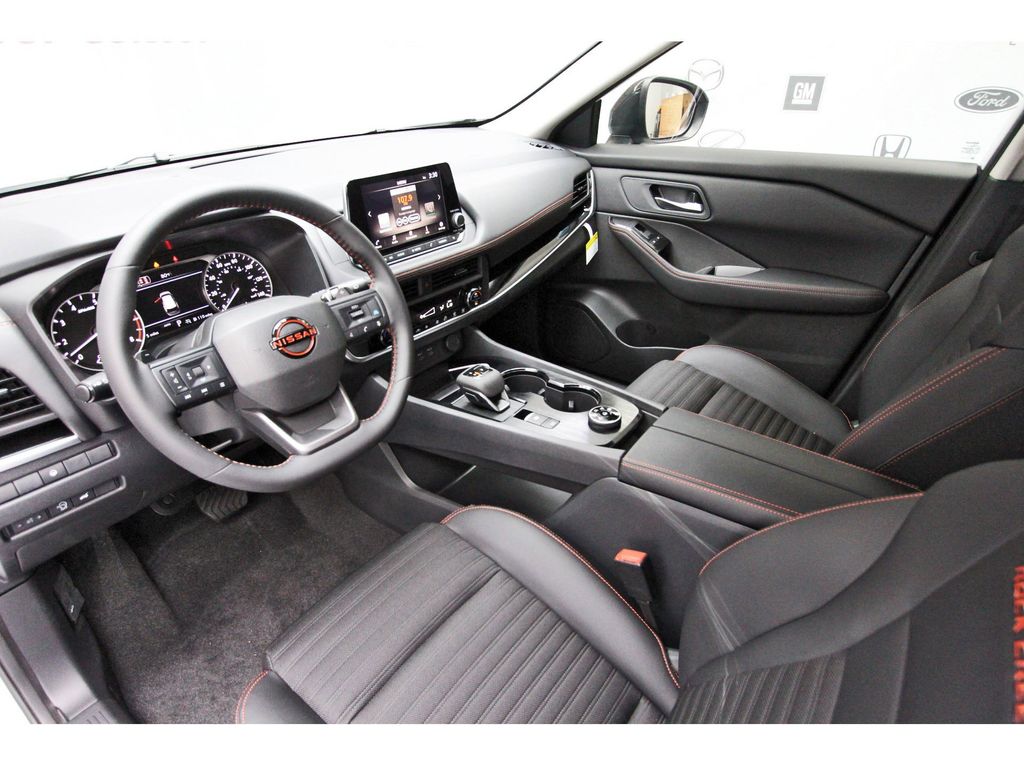 2026 Nissan Rogue Rock Creek - 11