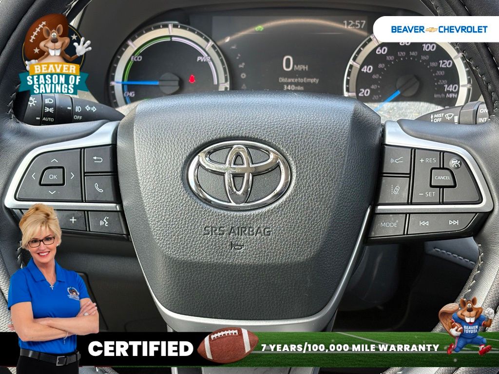 Used 2025 Toyota Highlander Hybrid SUV