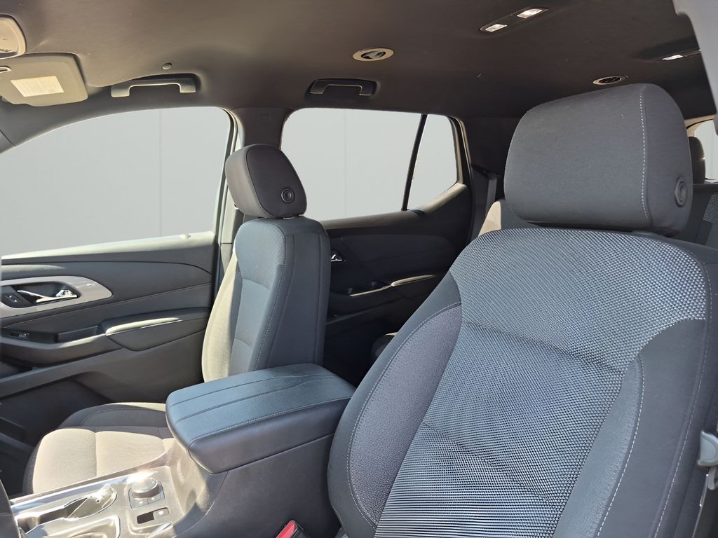 Used Car 2023 Chevrolet Traverse  Lt For Sale Under $30,000 In Austin, Texas