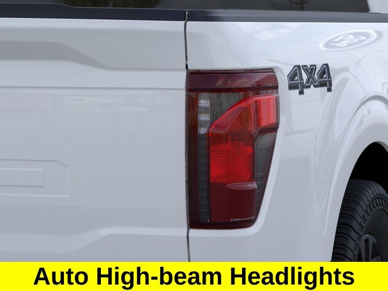 New 2026 Oxford White Ford XLT image 21