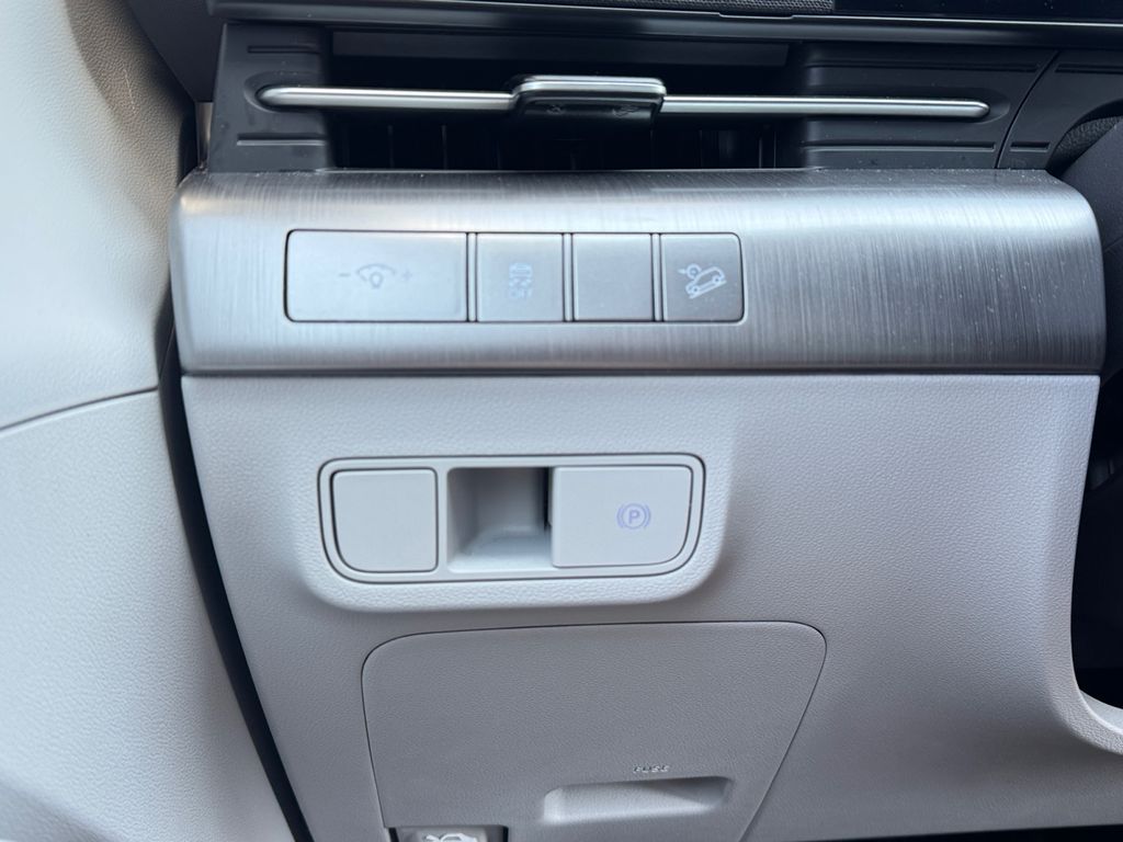 2025 Hyundai Kona SEL White at South Hills Kia