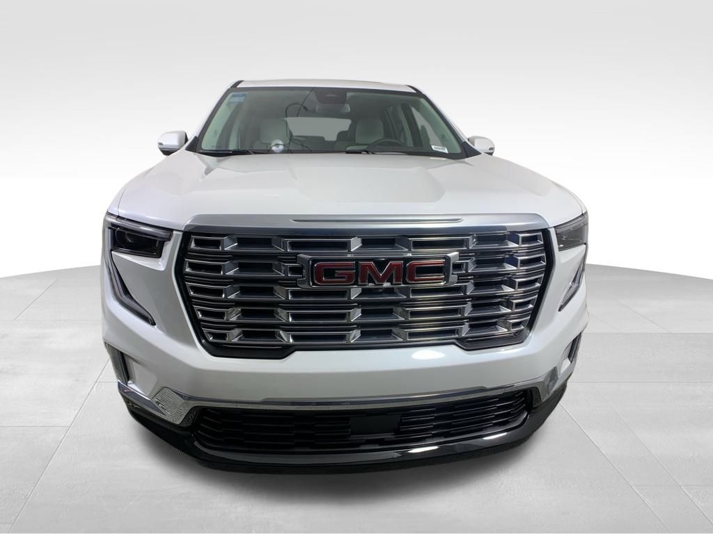 2024 GMC Acadia Denali 8