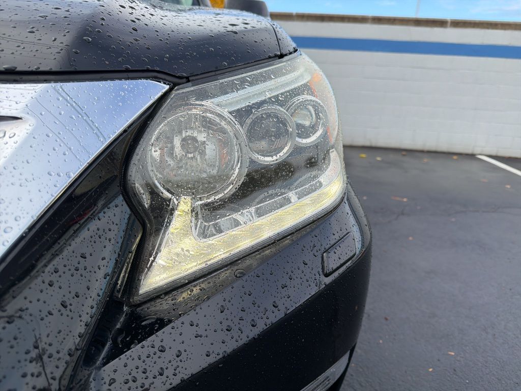 Thumbnail: 2016 Lexus GX - 9