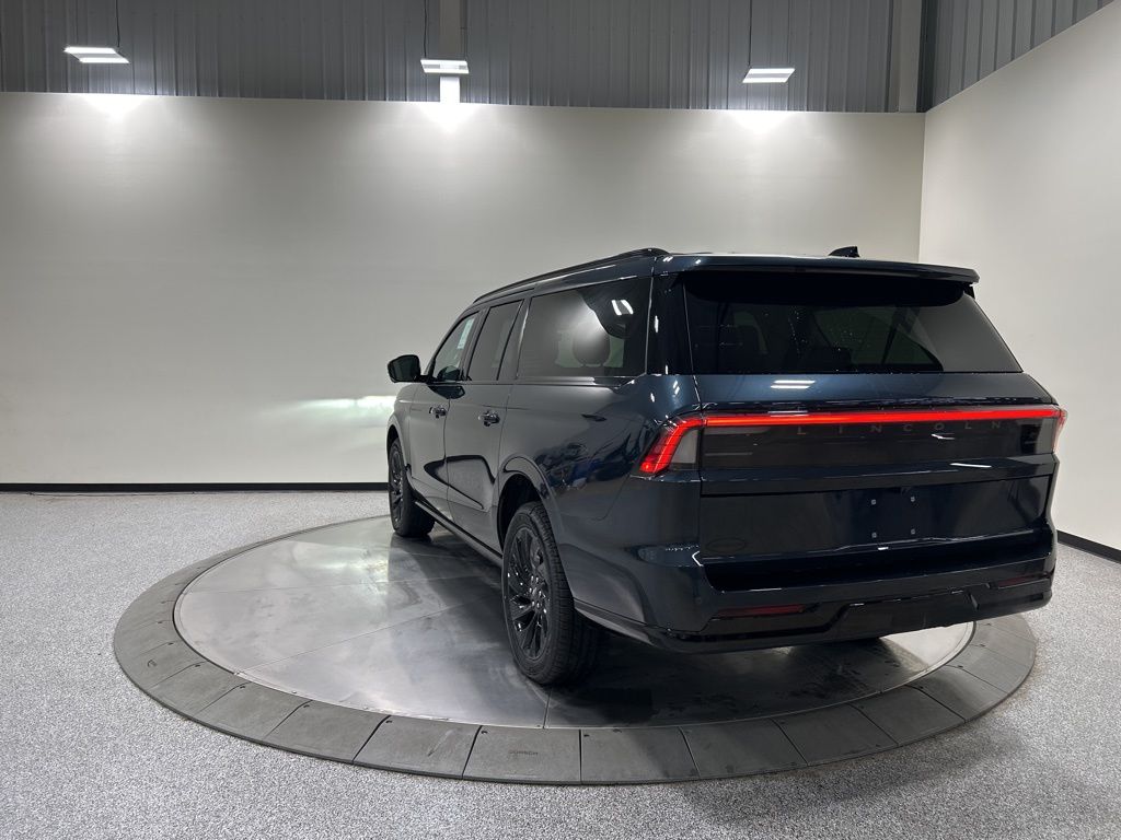 new 2026 Lincoln Navigator L car, priced at $109,365