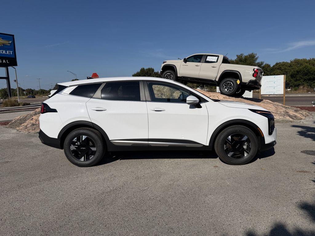 new 2026 Kia Sportage car, priced at $28,274