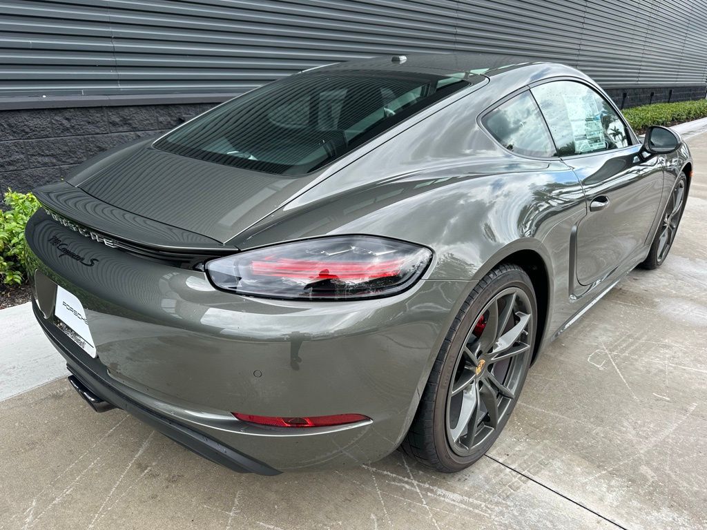 Thumbnail: 2025 Porsche 718 Cayman - 9