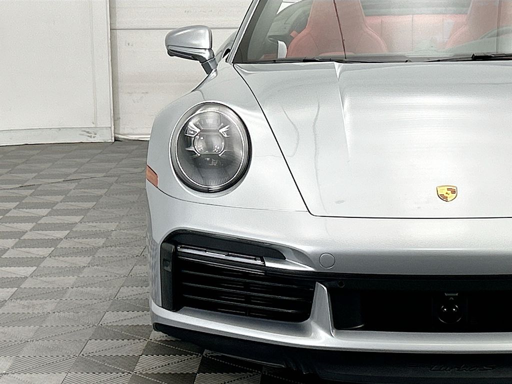 Thumbnail: 2022 Porsche 911 - 12