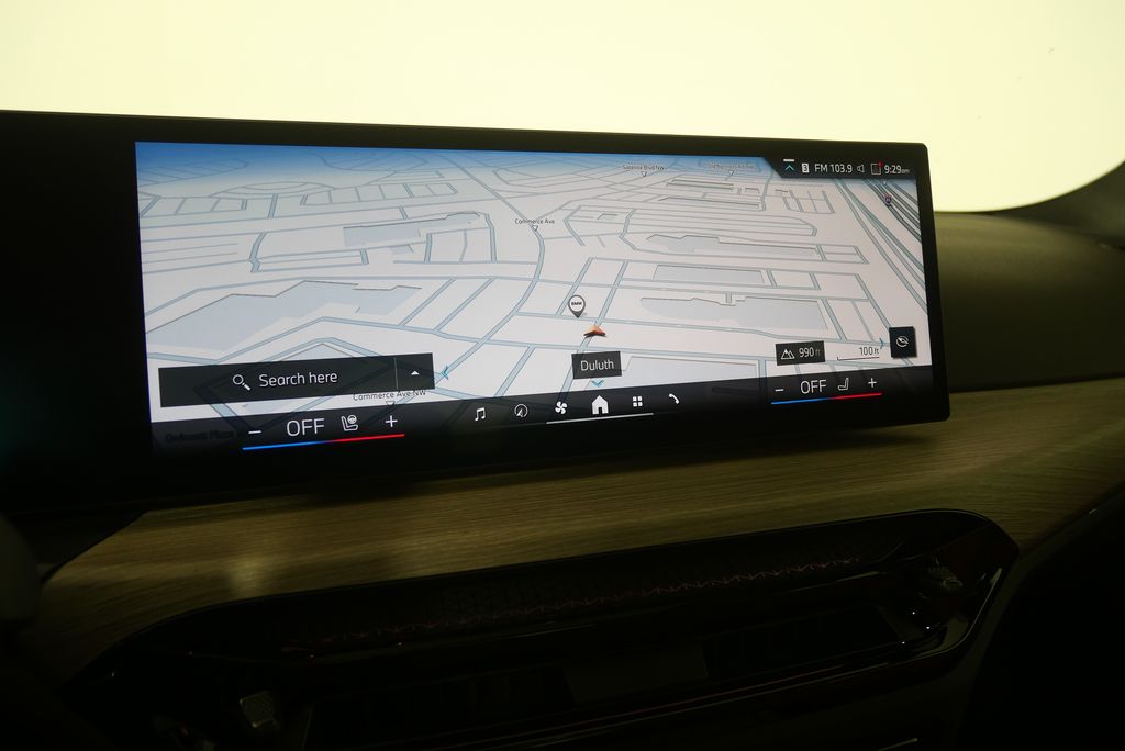 Thumbnail: 2025 BMW 3 Series - 25