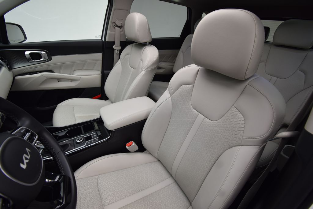 used 2023 Kia Sorento car, priced at $28,500