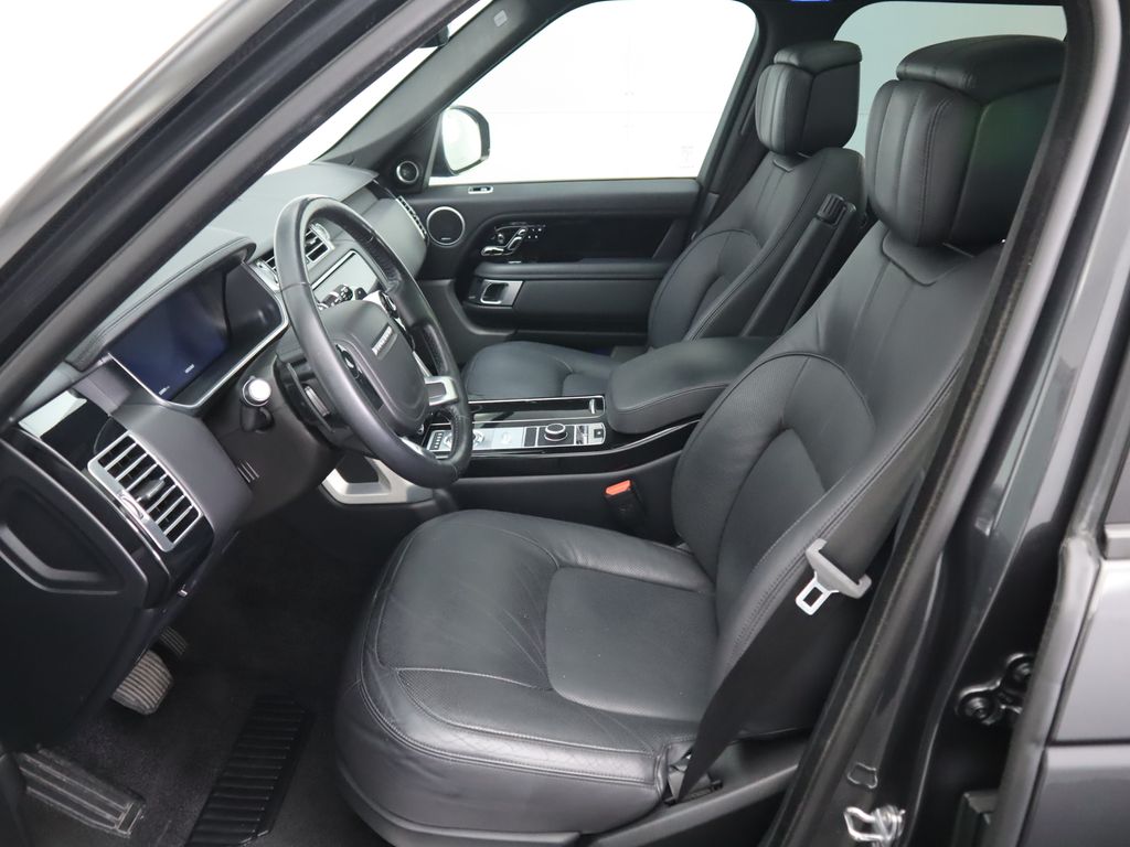 Thumbnail: 2018 Land Rover Range Rover - 19