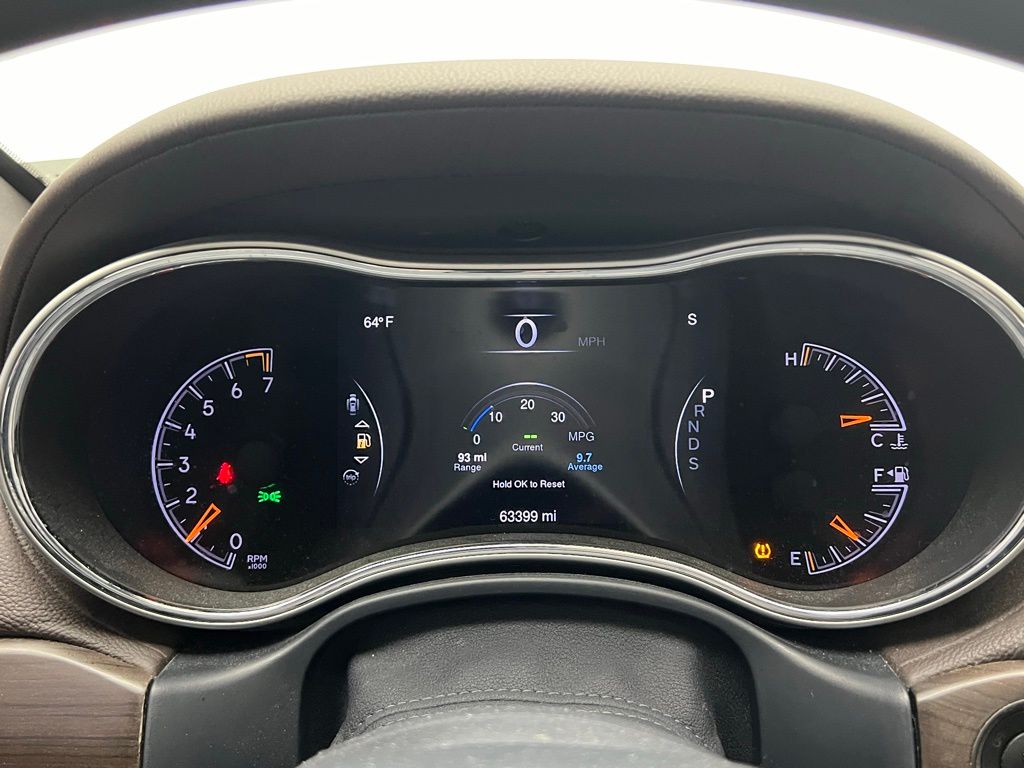 Thumbnail: 2015 Jeep Grand Cherokee - 15