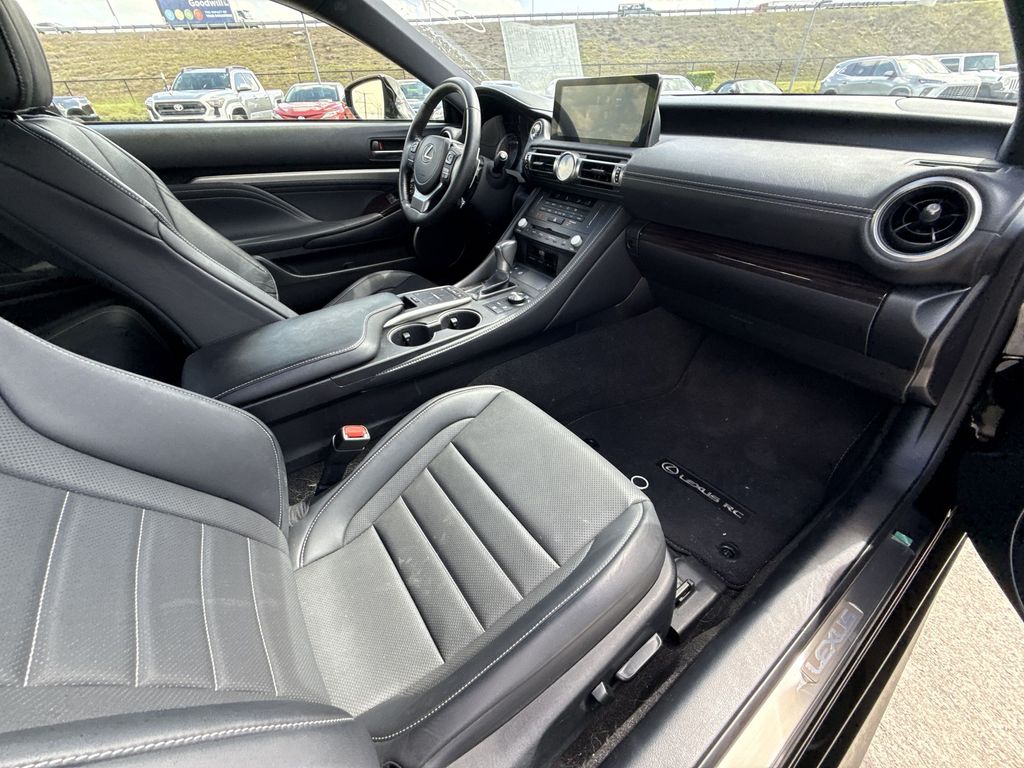 Thumbnail: 2023 Lexus RC - 15