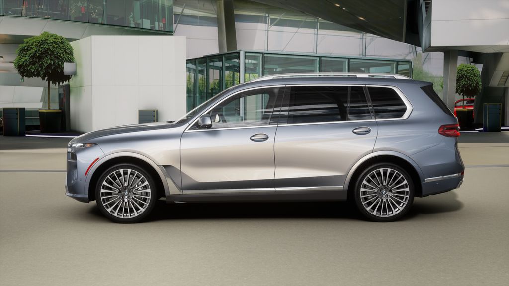 Thumbnail: 2026 BMW X7 - 31