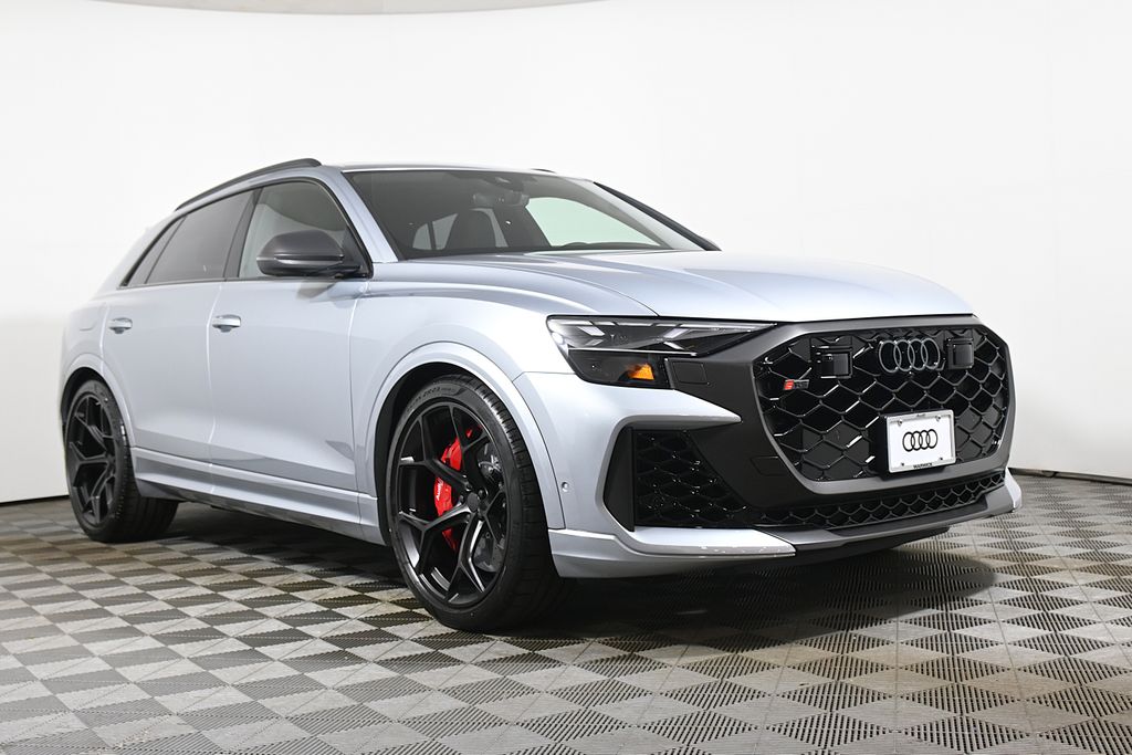 Thumbnail: 2026 Audi RS Q8 - 9