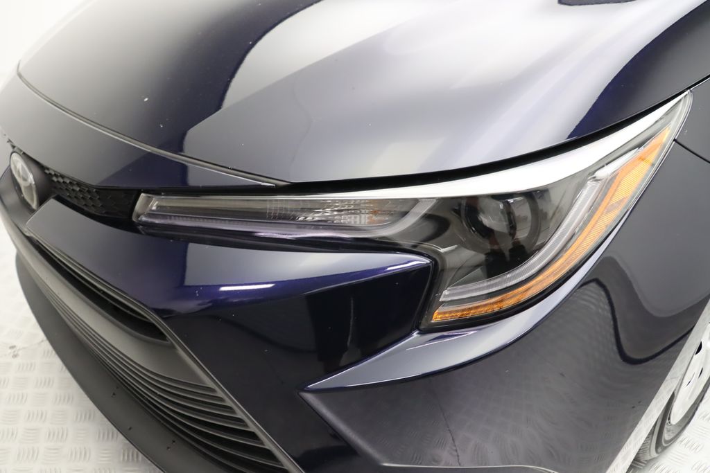 2024 Toyota Corolla LE 3