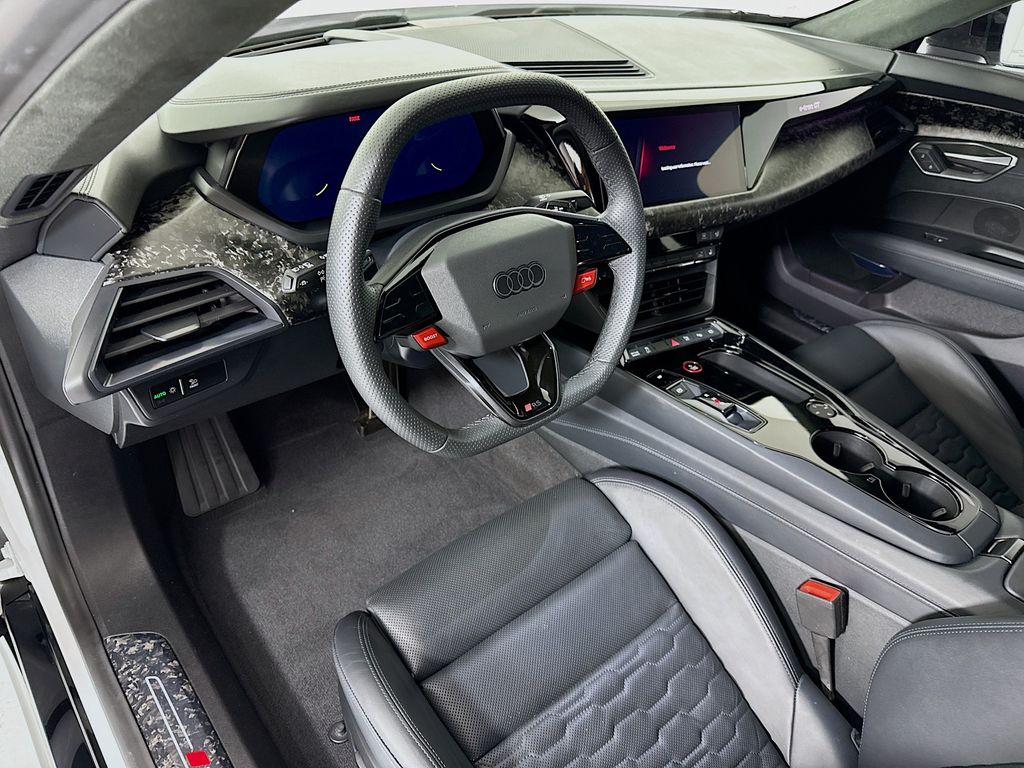 Thumbnail: 2025 Audi RS e-tron GT - 9