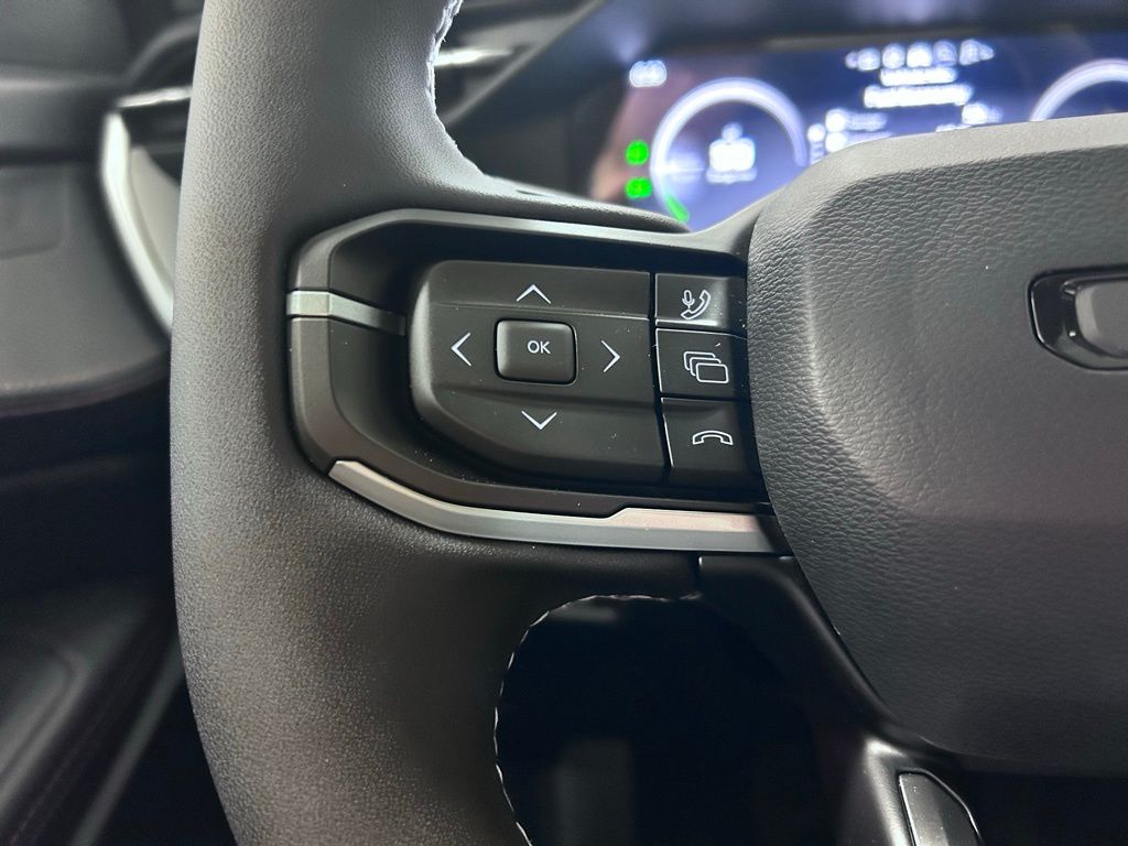 new 2026 Jeep Cherokee car, priced at $43,185