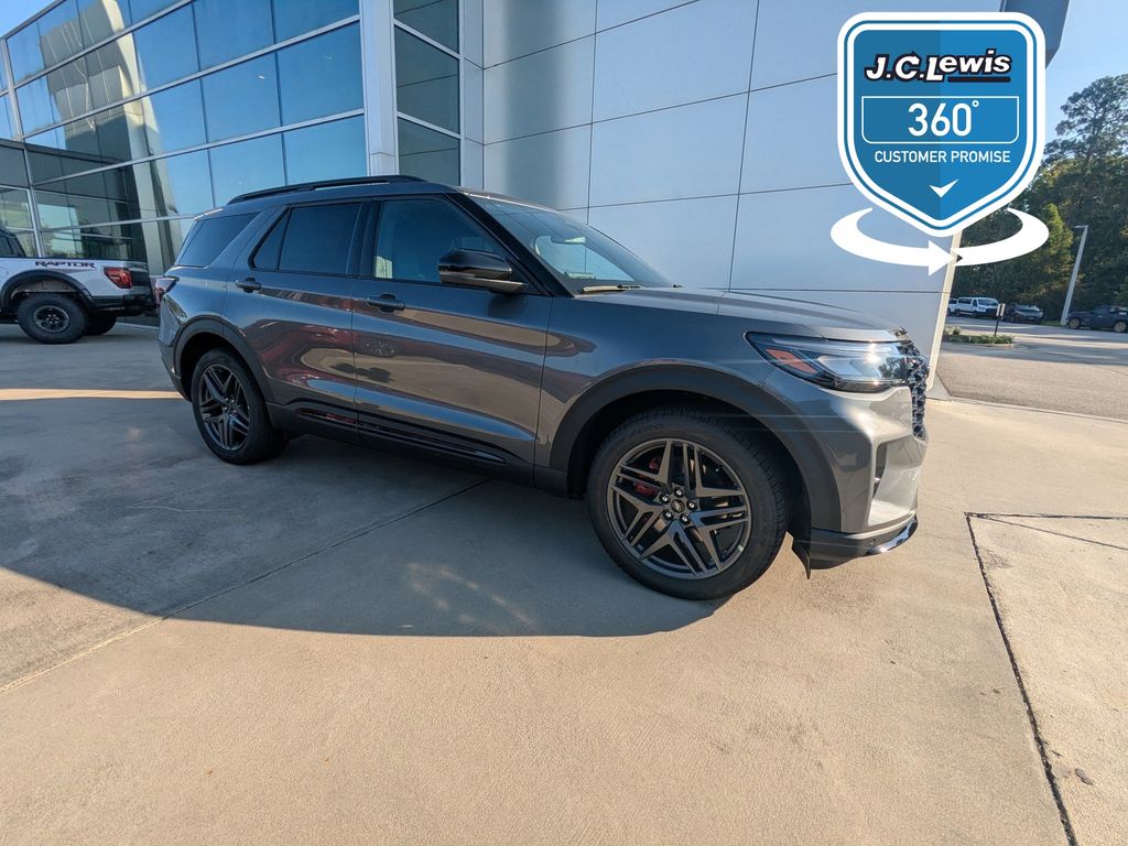 2025 Ford Explorer ST