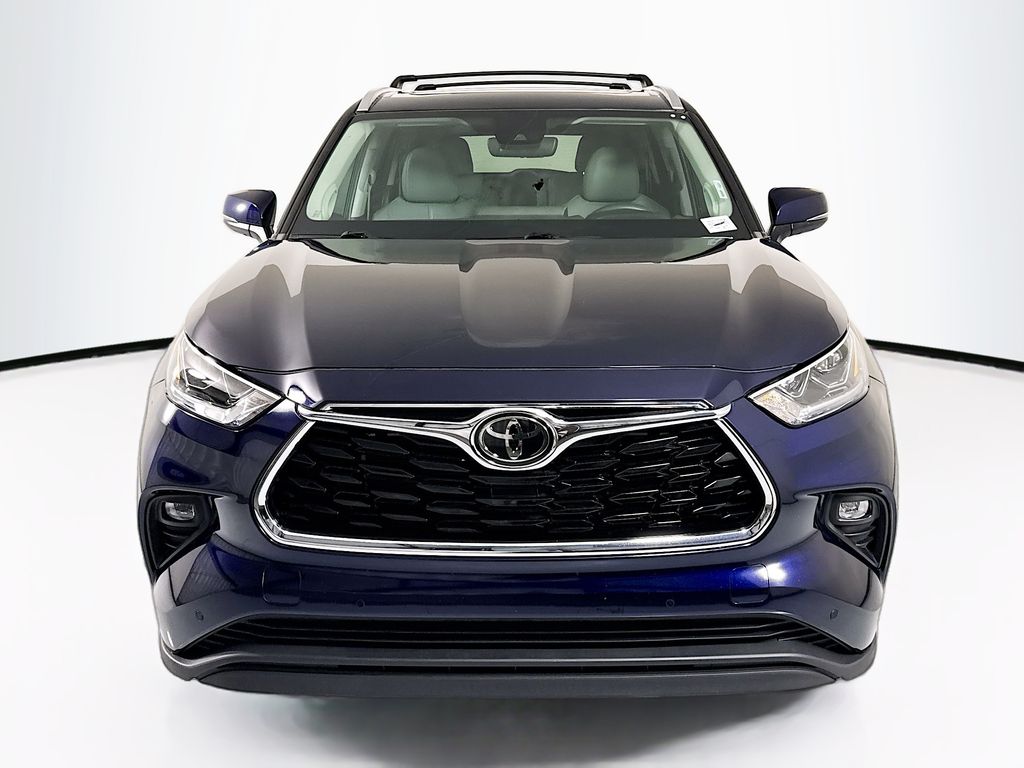 Thumbnail: 2024 Toyota Highlander - 2