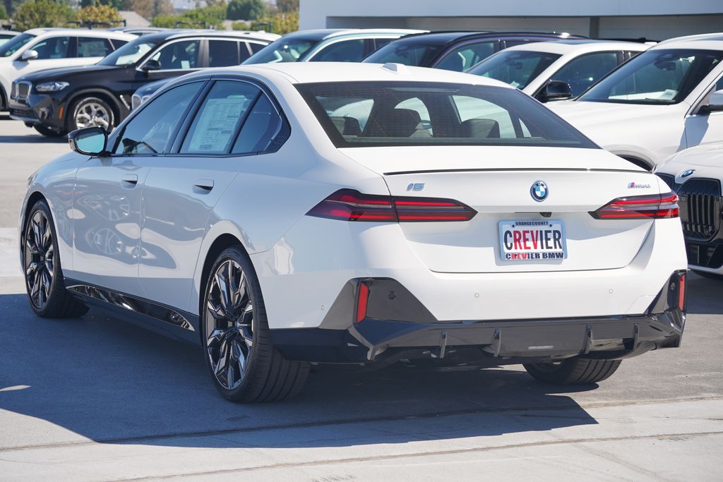 2024 BMW i5 M60 7