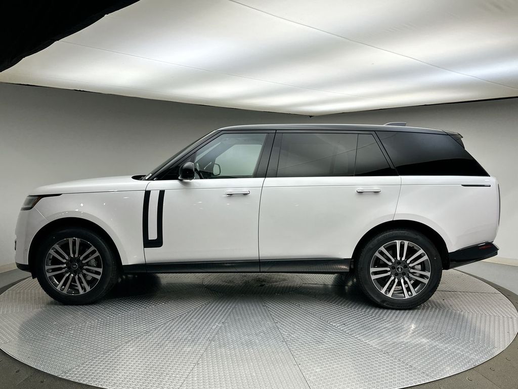Thumbnail: 2025 Land Rover Range Rover - 2