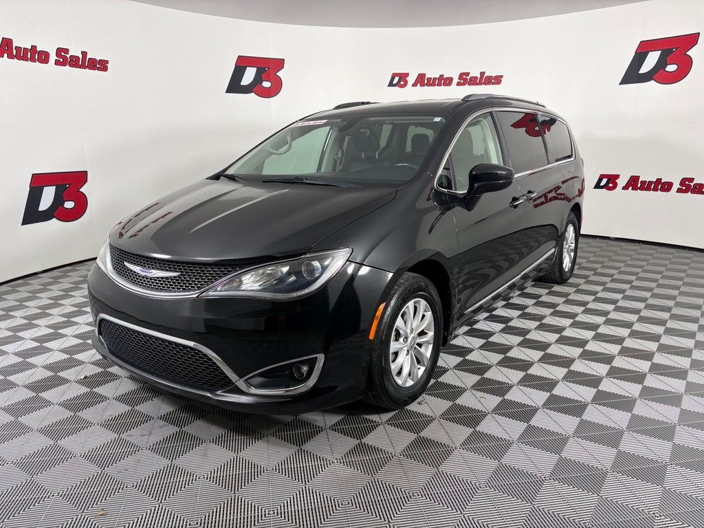  2019 Chrysler Pacifica Touring L FWD   