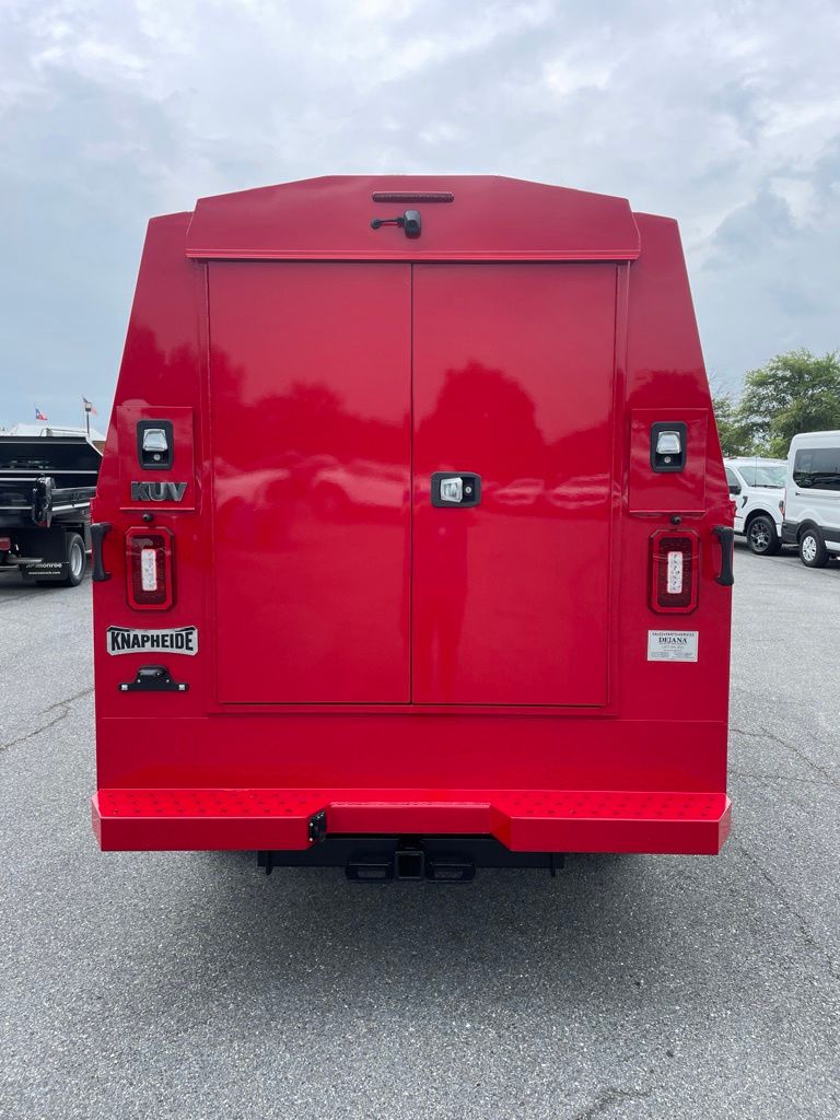 2026 Ford F-350 Chassis XLT
