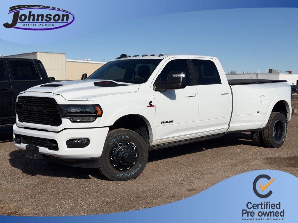 2023 RAM 3500 Limited Crew Cab LB DRW 4WD