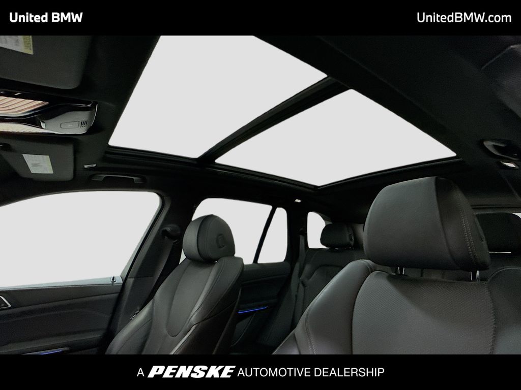 Thumbnail: 2022 BMW X5 - 12