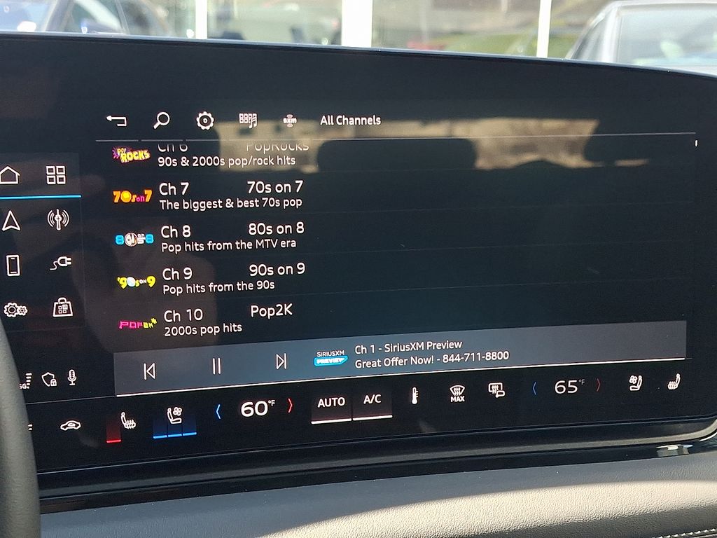 Thumbnail: 2025 Audi e-tron S - 19