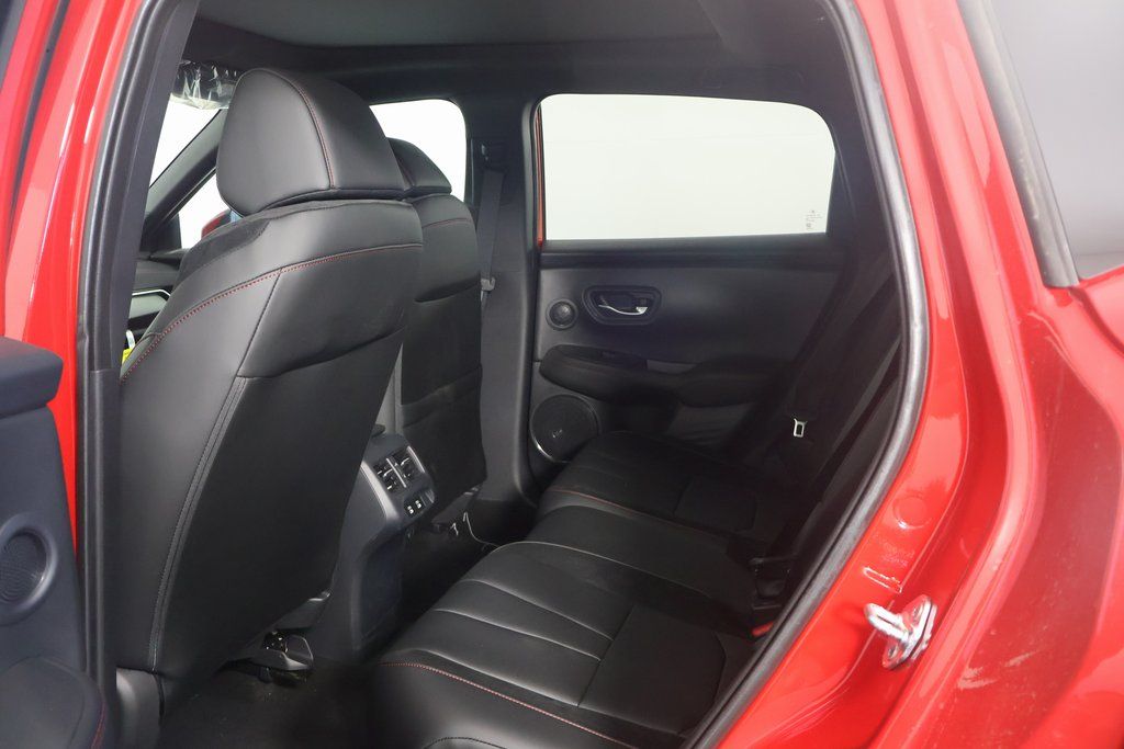 Thumbnail: 2025 Acura ADX - 6