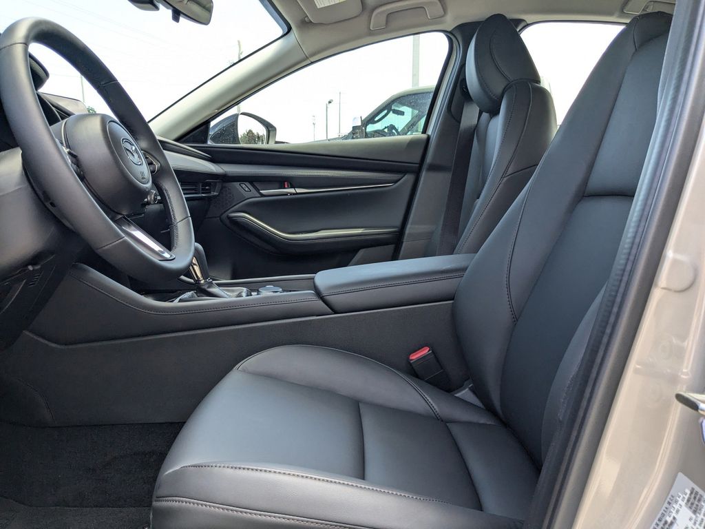 2025 Mazda Mazda3 Sedan 2.5 S Select Sport