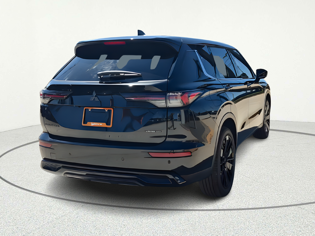 2026 Mitsubishi Outlander LE - 5