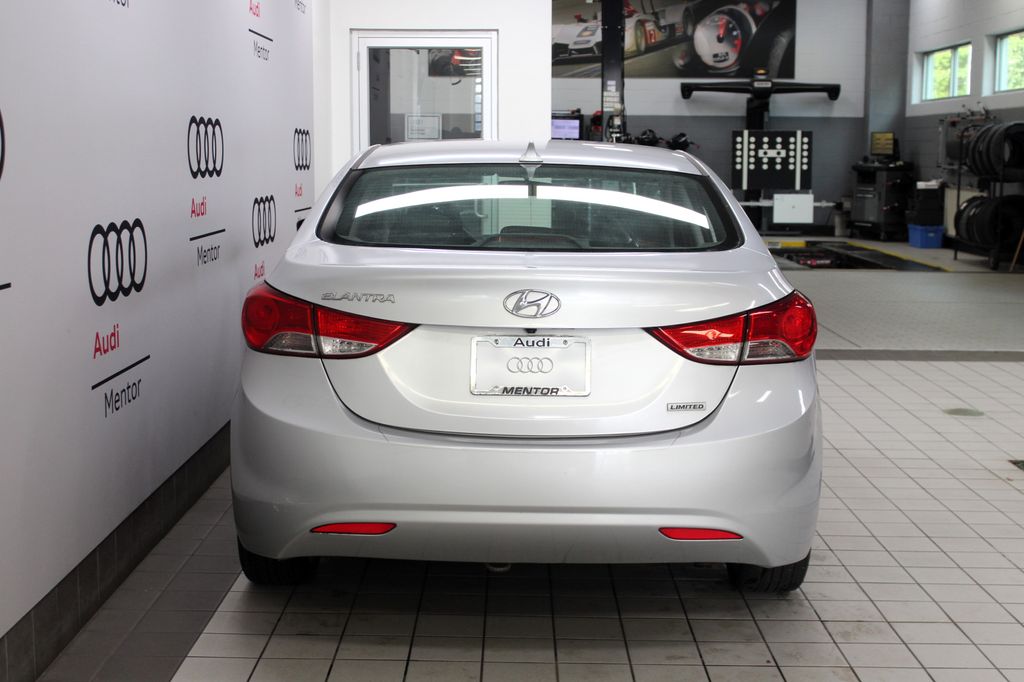 Thumbnail: 2012 Hyundai Elantra - 5