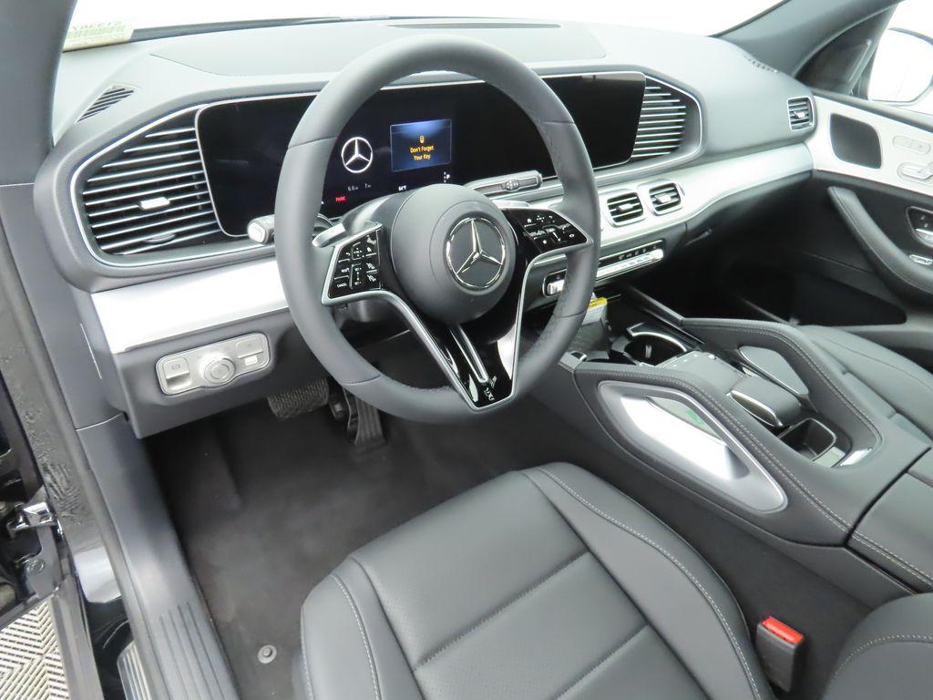 2025 Mercedes-Benz GLE 450 9