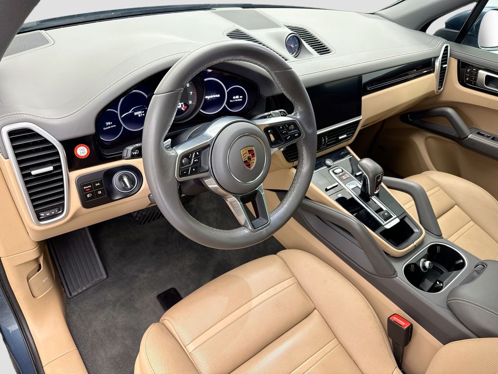 Thumbnail: 2019 Porsche Cayenne - 4