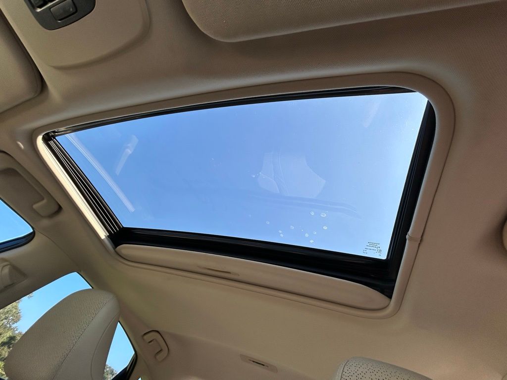 Thumbnail: 2019 Toyota Avalon - 31