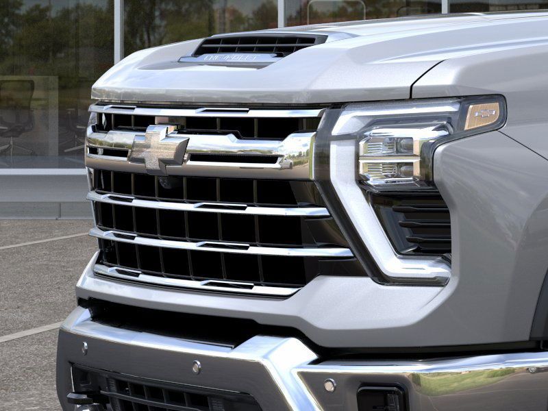 2025 Chevrolet Silverado 3500HD LTZ 13