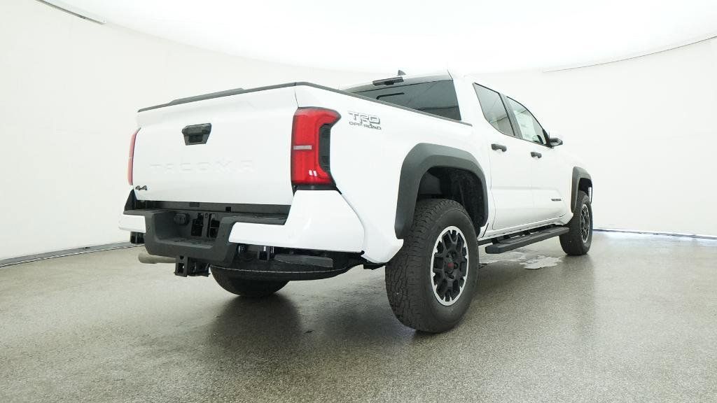 Thumbnail: 2025 Toyota Tacoma - 3