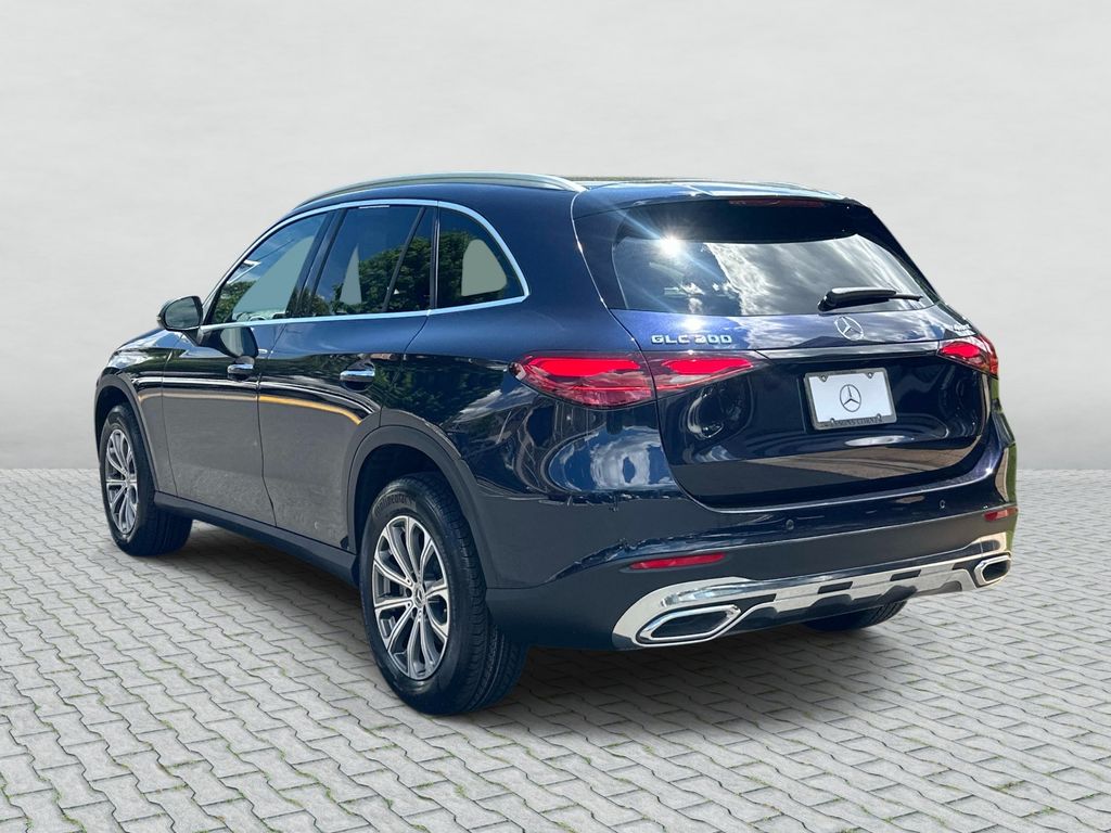 Thumbnail: 2024 Mercedes-Benz GLC - 7