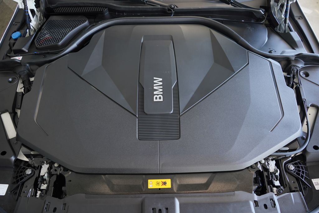 Thumbnail: 2026 BMW i5 - 22