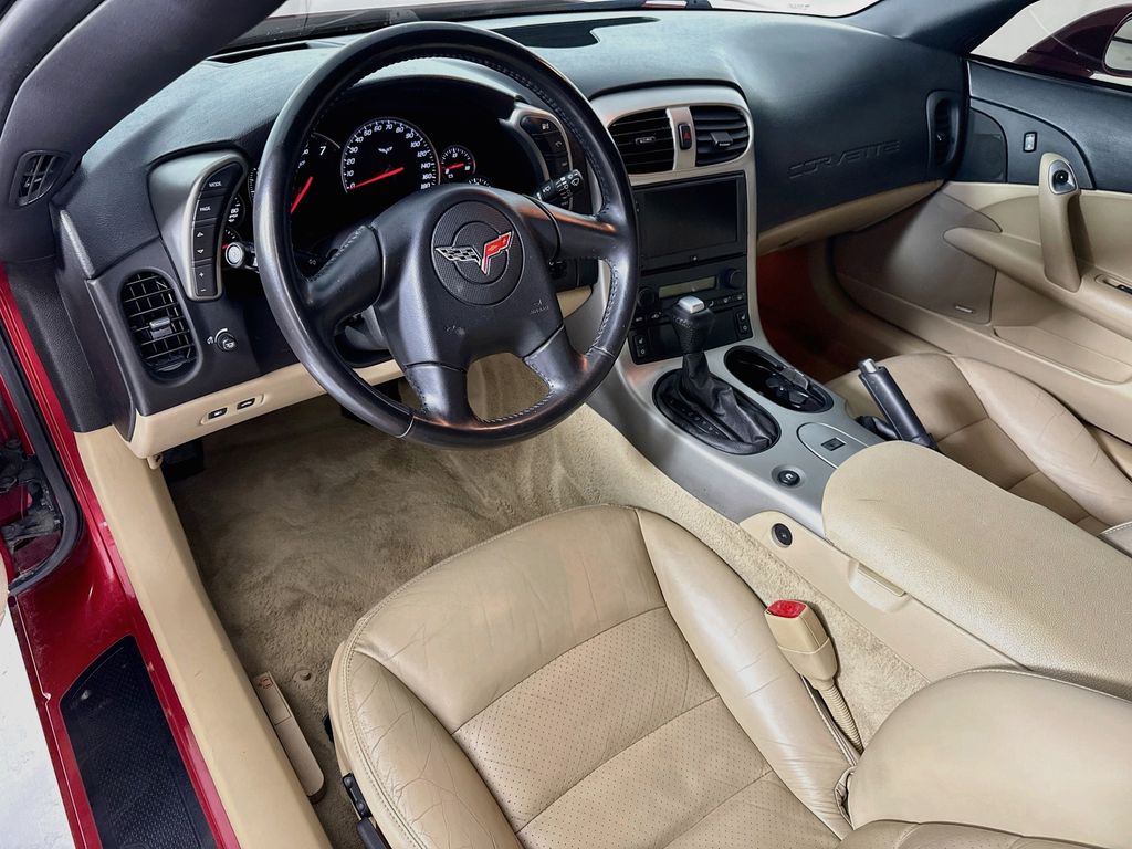 Thumbnail: 2005 Chevrolet Corvette - 9