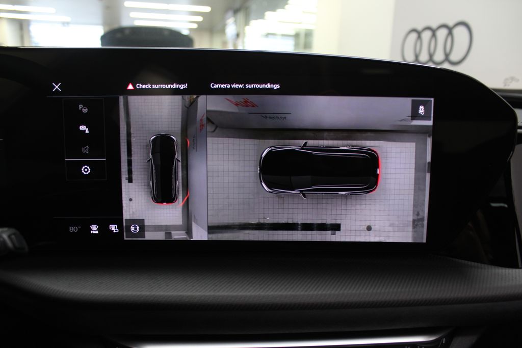 Thumbnail: 2025 Audi SQ5 - 26