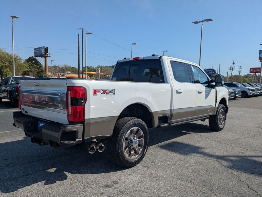 2026 Ford F-350 Super Duty Platinum